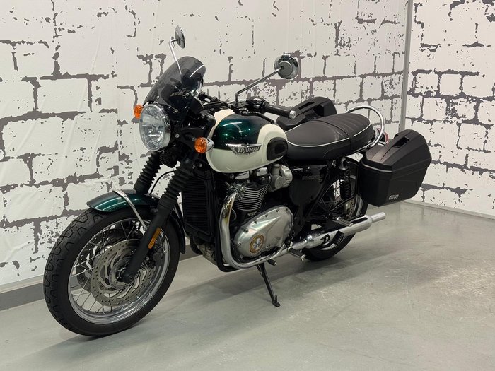 2018 Triumph Bonneville T120 Bonneville Green