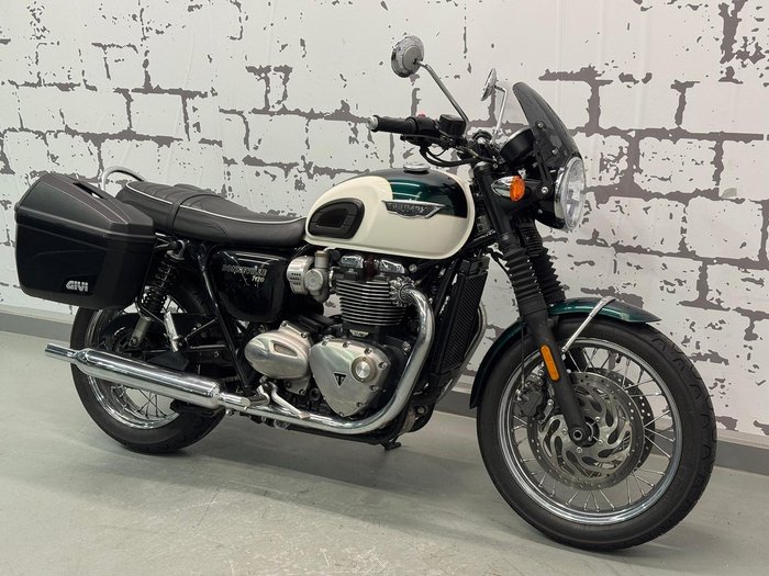 2018 Triumph Bonneville T120 Bonneville Green
