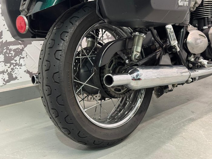 2018 Triumph Bonneville T120 Bonneville Green