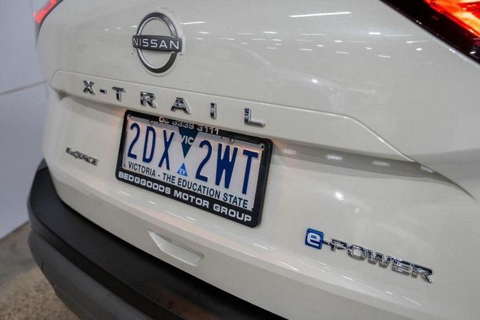 2025 Nissan X-TRAIL ST-L e-POWER
