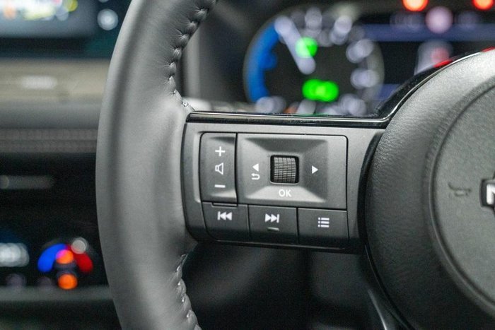 2025 Nissan X-TRAIL ST-L e-POWER
