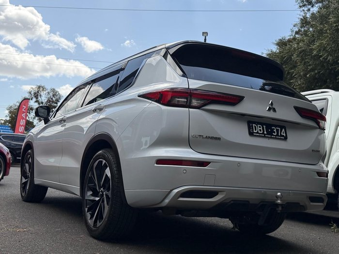 2024 Mitsubishi Outlander Exceed Tourer