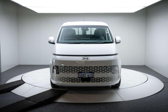 2023 Hyundai STARIA LOAD