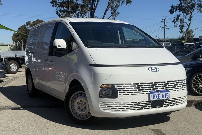 2023 Hyundai STARIA LOAD
