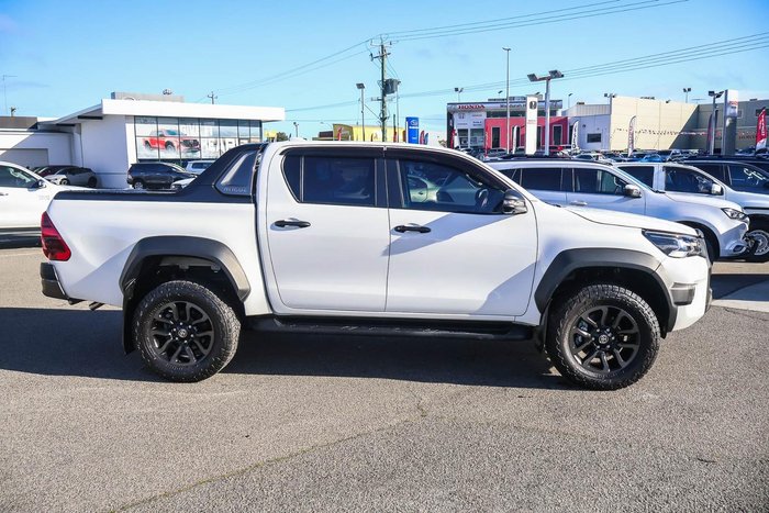 2024 Toyota Hilux