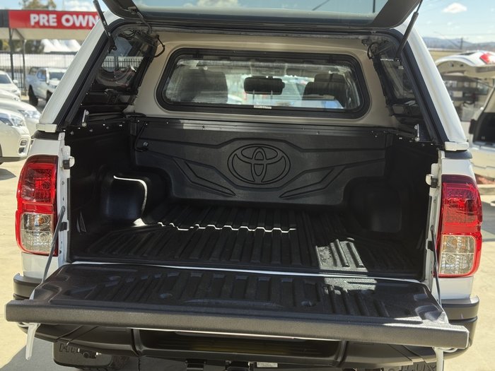 2021 Toyota Hilux SR