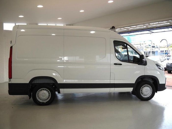 2025 LDV Deliver 9 MWB Mid Roof
