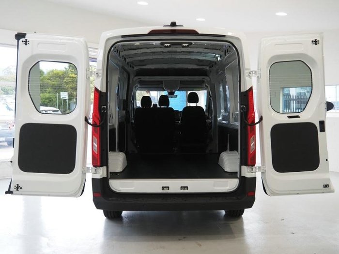 2025 LDV Deliver 9 MWB Mid Roof