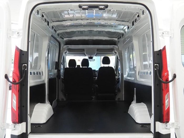 2025 LDV Deliver 9 MWB Mid Roof