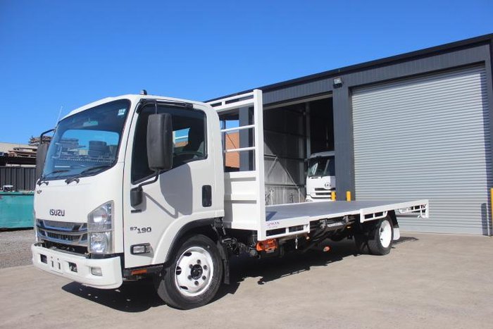 2015 Isuzu N Series
