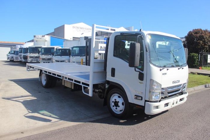 2015 Isuzu N Series