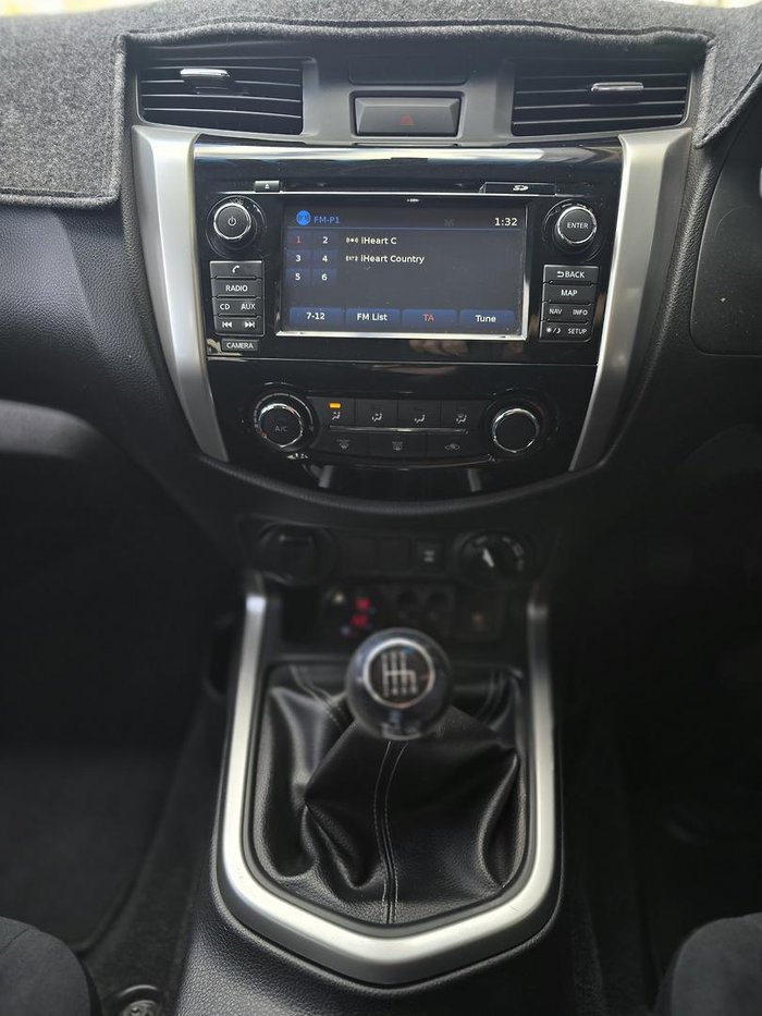 2016 Nissan Navara ST