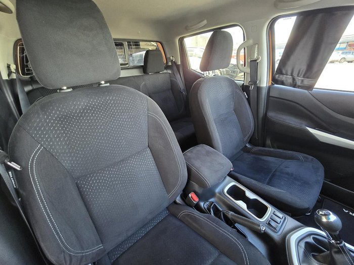 2016 Nissan Navara ST