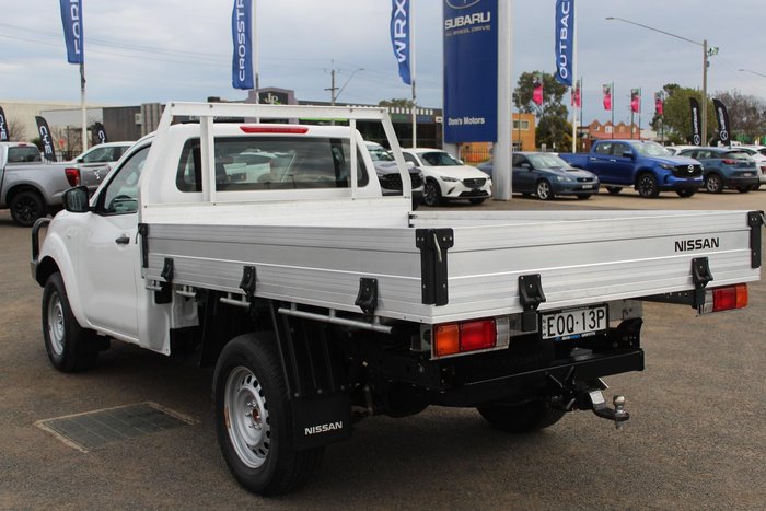 2021 Nissan Navara SL