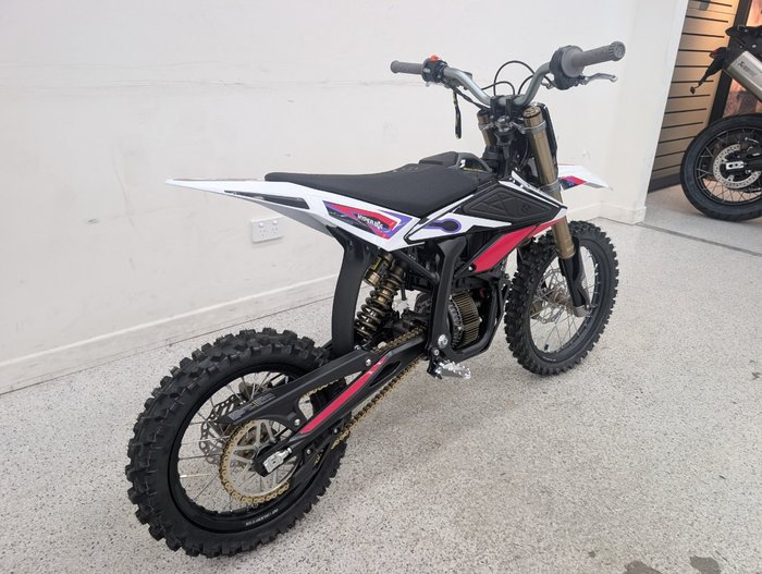 2025 Sur-ron 2025 Sur-ron ELECTRIC HYPER BEE White