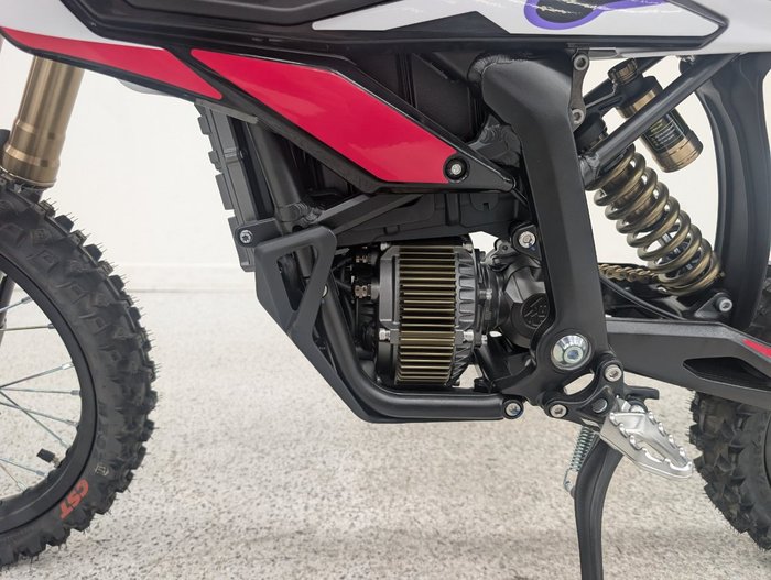 2025 Sur-ron 2025 Sur-ron ELECTRIC HYPER BEE White