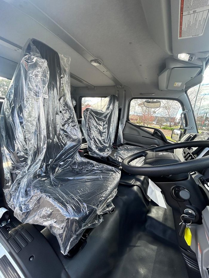 2026 Fuso Canter 4x4