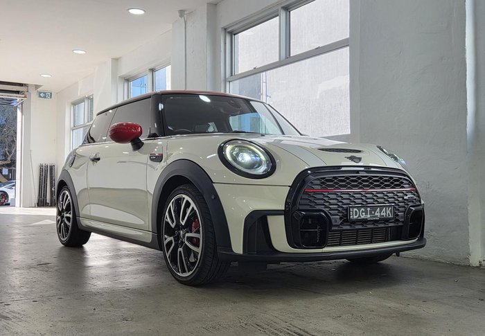 2022 MINI Hatch