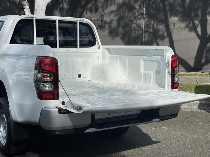 2022 Mitsubishi Triton GLX
