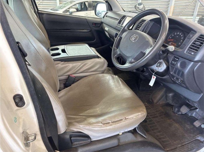 2015 Toyota Hiace