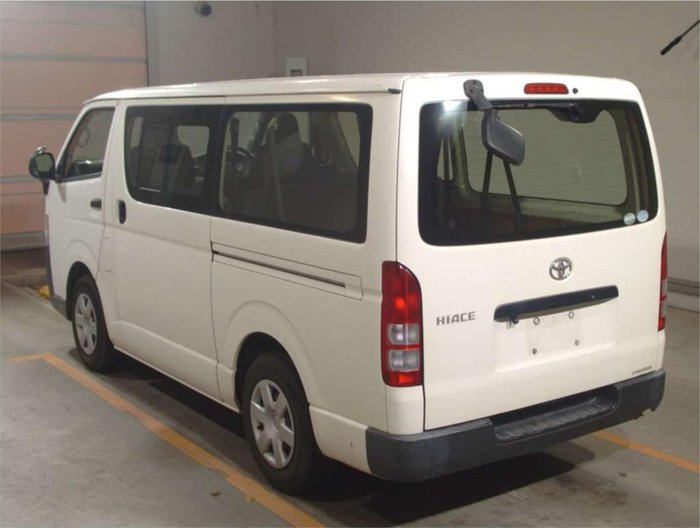 2015 Toyota Hiace