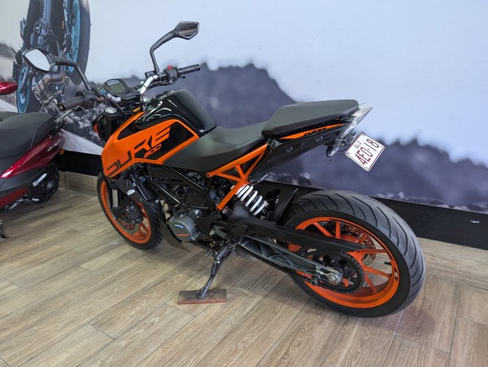 2020 Ktm 200 DUKE ORANGE