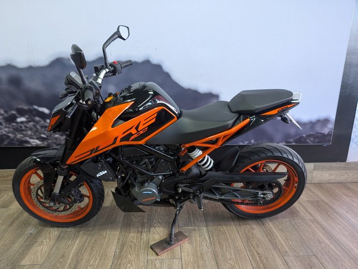 2020 Ktm 200 DUKE ORANGE