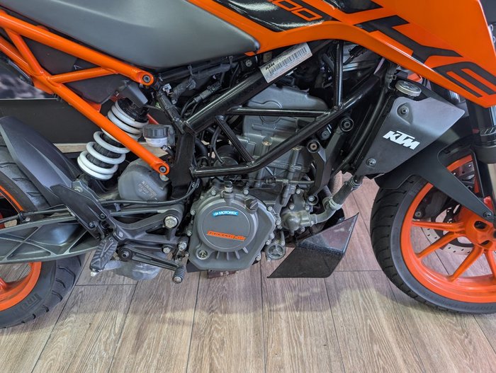2020 Ktm 200 DUKE ORANGE