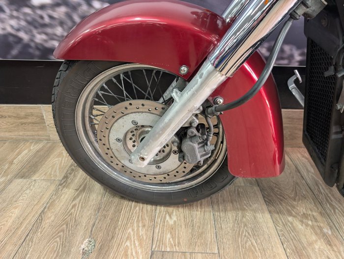 2005 Honda VT750C SHADOW RED