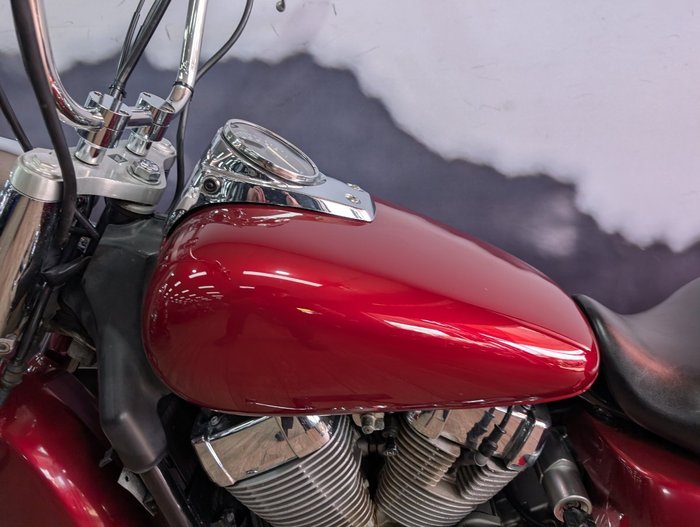 2005 Honda VT750C SHADOW RED