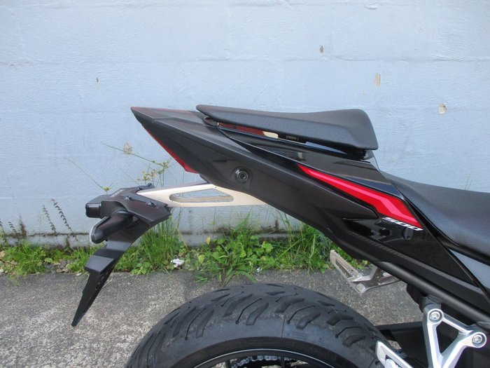 2024 Honda CB500 HORNET RED