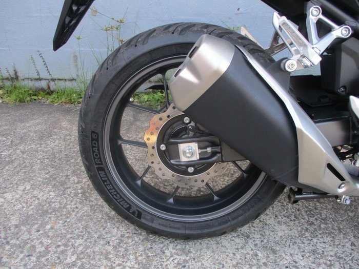 2024 Honda CB500 HORNET RED