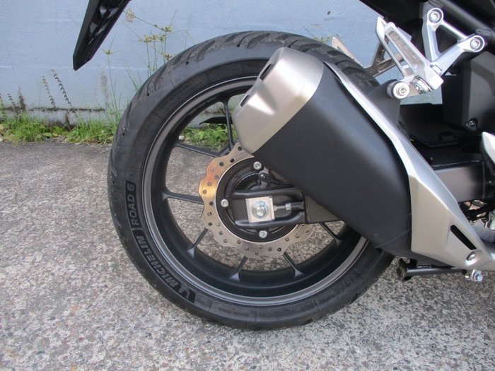 2024 Honda CB500 HORNET RED