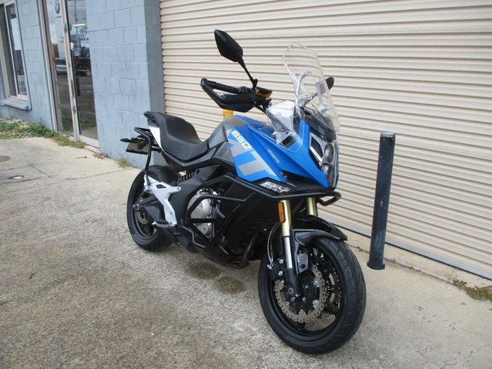 2021 CFMOTO 650MT ABS