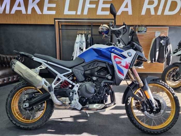 2026 BMW Motorrad F 900 GS ENDURO LT WHT/RACING BLU MET/RACE RED