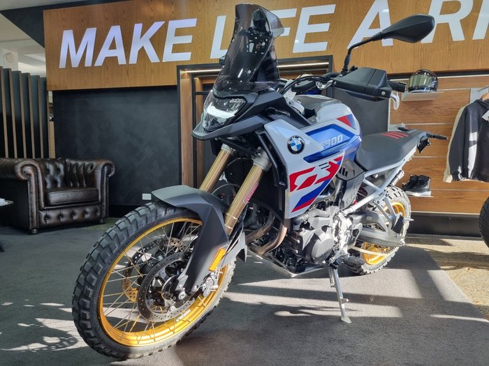 2026 BMW Motorrad F 900 GS ENDURO LT WHT/RACING BLU MET/RACE RED