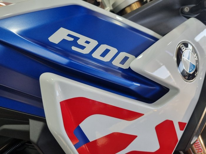 2026 BMW Motorrad F 900 GS ENDURO LT WHT/RACING BLU MET/RACE RED