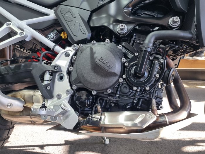 2026 BMW Motorrad F 900 GS ENDURO LT WHT/RACING BLU MET/RACE RED