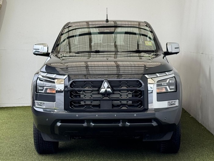 2025 Mitsubishi Triton GLS
