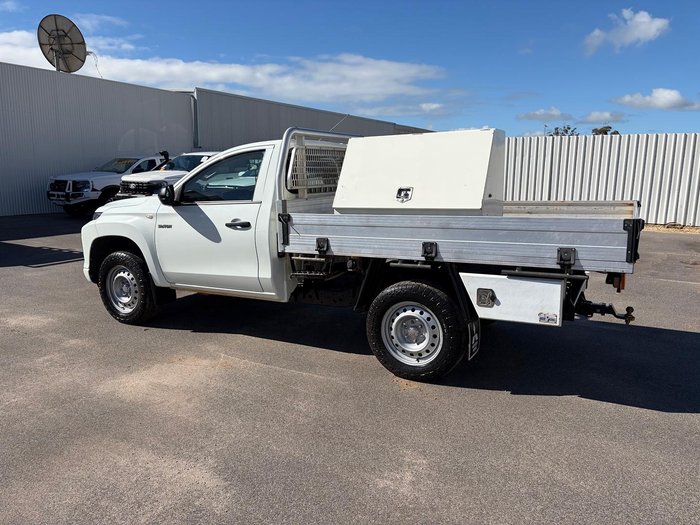 2021 Mitsubishi Triton GLX