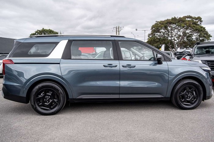 2024 Kia Carnival S