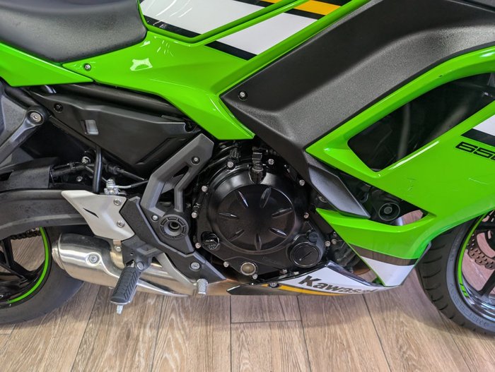 2025 Kawasaki NINJA 650 GREEN