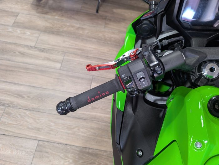 2025 Kawasaki NINJA 650 GREEN