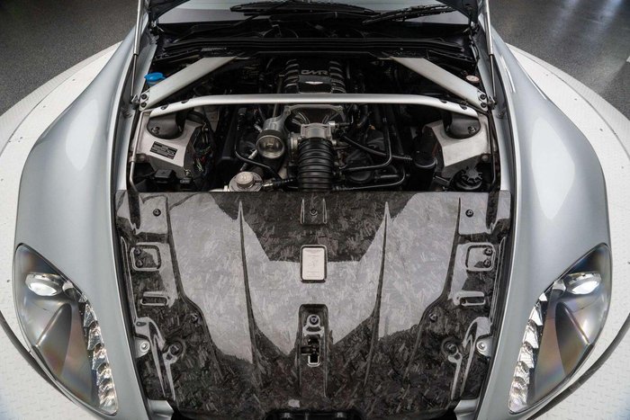 2006 Aston Martin V8