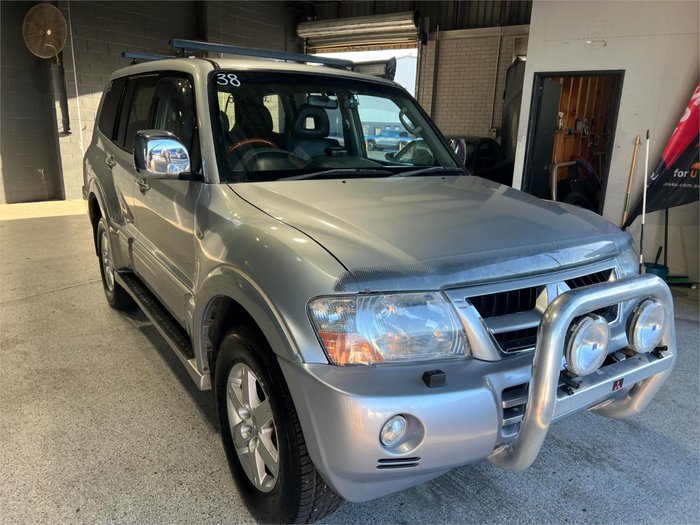 2006 Mitsubishi Pajero Exceed