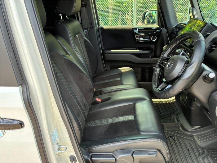 2022 Honda N-box Custom L-Turbo