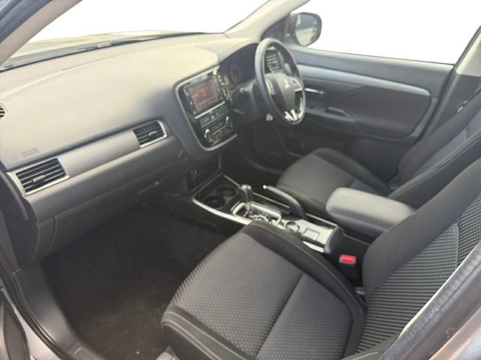 2017 Mitsubishi Outlander LS