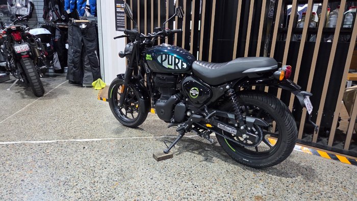 2024 Royal Enfield HUNTER 350 GREEN