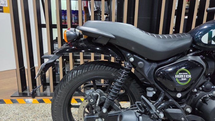 2024 Royal Enfield HUNTER 350 GREEN