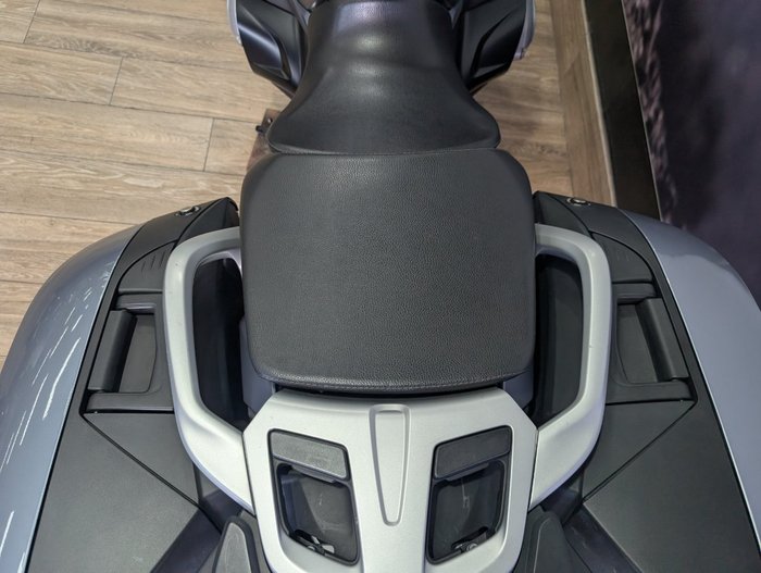 2014 BMW Motorrad R1200 RT SILVER